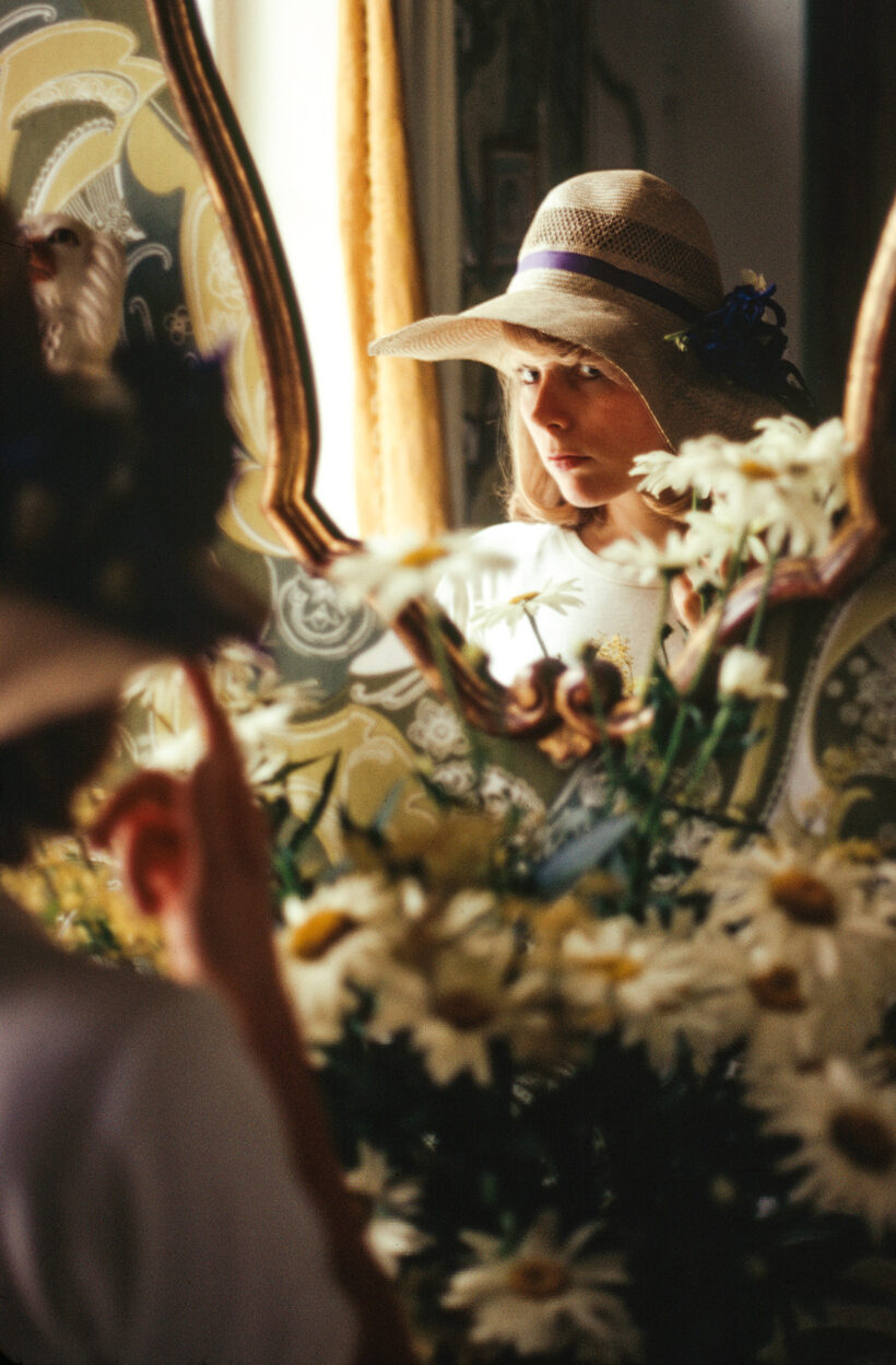 Cathy, si belle en son miroir